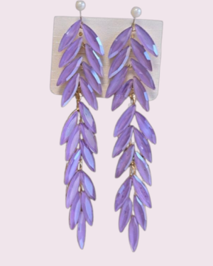 PENDIENTE LARGO HOJAS CRISTAL LILA