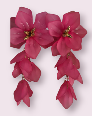 PENDIENTE FLOR LARGA FUCSIA